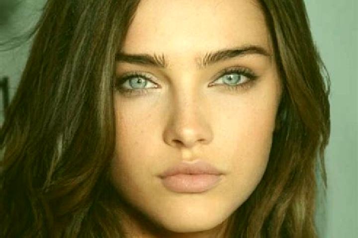 Emma, 26, a brunette blue-eyed mediterranean companion based in Kusevac. Offering Tantra, Roleplay, Striptease, Girlfriend Experience. Available for incall a...