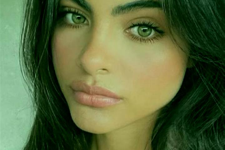 Emma, 26, a brunette dark-eyed caucasian companion based in Milton-Montford. Offering Duos, Tantra. Available for incall and outcall, overnight bookings avai...