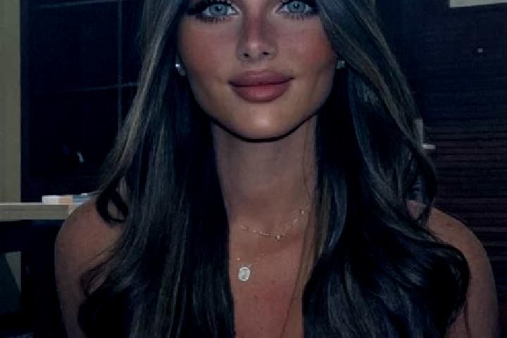 Emma, 26, a brunette dark-eyed ebony companion based in Otura. Offering Fetish, GFE, Erotic Massage. Available for incall and outcall, day and evening dates.