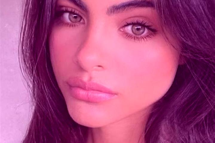 Emma, 26, a brunette green-eyed caucasian companion based in Posada. Offering Deep French Kissing, Duos, Prostate Massage, BDSM. Available for incall and out...