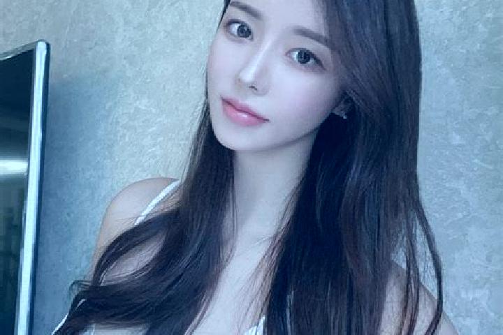 Emma, 26 — Escort in Araltobe, China