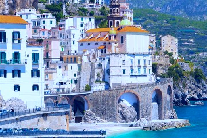 Emma, 26 — Escort in Berchiddeddu, Italy