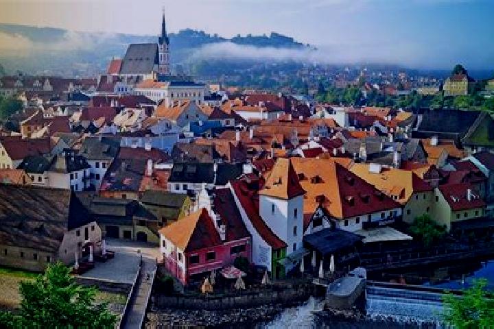Emma, 26 — Escort in Cesky Krumlov, Czech Republic