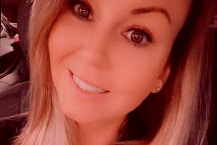 Emma, 26 — Escort in Dunnellon, United States