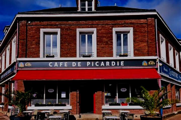 Emma, 26 — Escort in Poix-de-Picardie, France