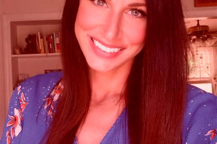 Emma, 26 — Escort in Sherrill, United States