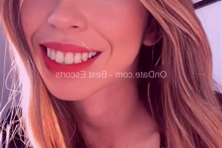 Emma, 26 — Escort in Winston-Salem, United States