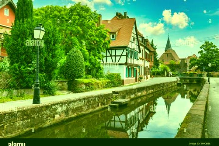 Emma, 26 — Escort in Wissembourg, France