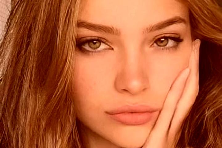Emma, 27, a brunette green-eyed caucasian companion based in Majhgawan. Offering Deep French Kissing, OWO, Roleplay. Available for incall and outcall, overni...