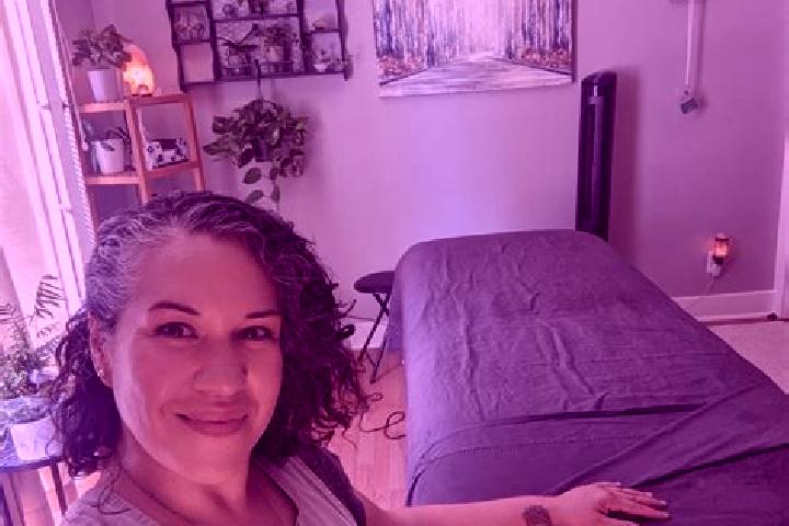 Emma, 27, a chestnut amber-eyed ebony companion based in Muscelusa. Offering Roleplay, Massage, Domination, GFE, Erotic Massage. Available for incall and out...