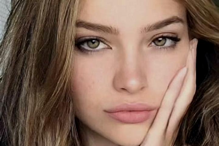 Emma, 27, a dark blonde hazel-eyed slavic companion based in Suskovo. Offering Massage, Dinner Date, Deep French Kissing. Available for incall and outcall, d...