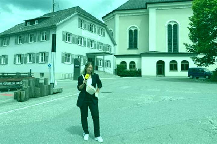 Emma, 27 — Escort in Alberschwende, Austria