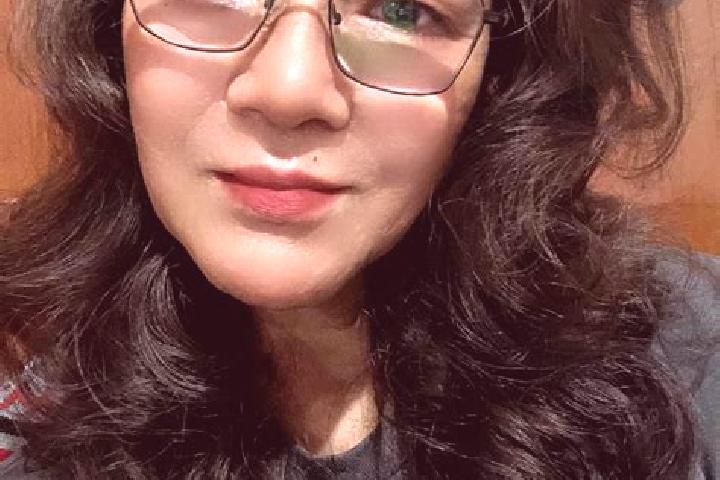 Emma, 27 — Escort in Bal-os, Philippines