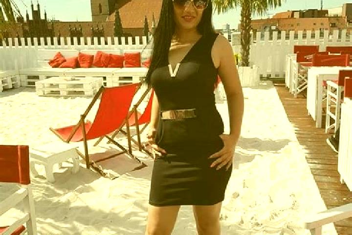 Emma, 27 — Escort in Bullet, Switzerland