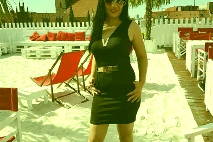 Emma, 27 — Escort in Javornice, Czech Republic