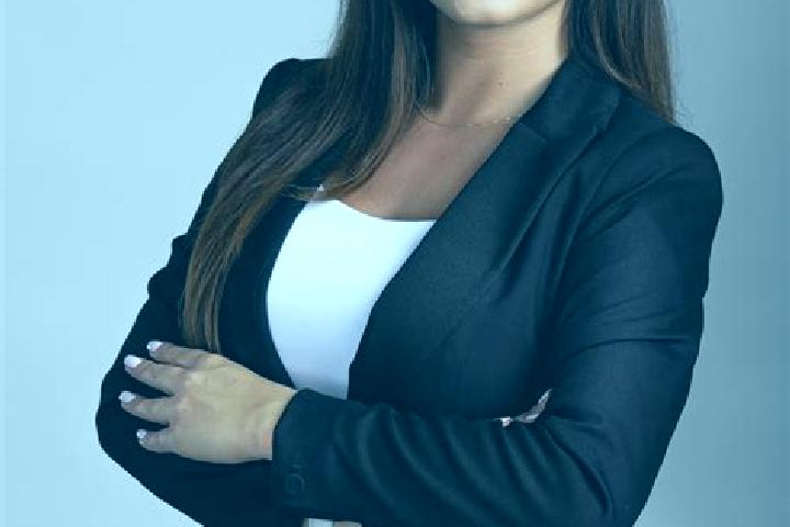Emma, 27 — Escort in Jelcz Laskowice, Poland
