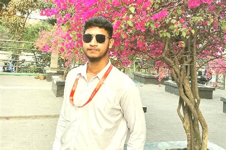 Emma, 27 — Escort in Jhinjhana, India