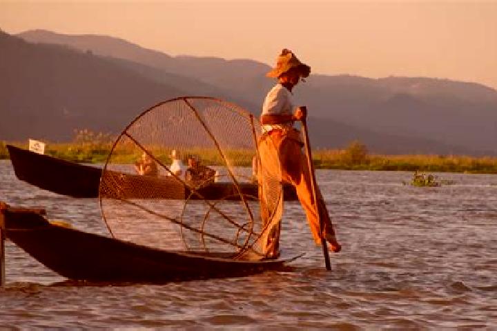 Emma, 27 — Escort in Kyaukse, Myanmar