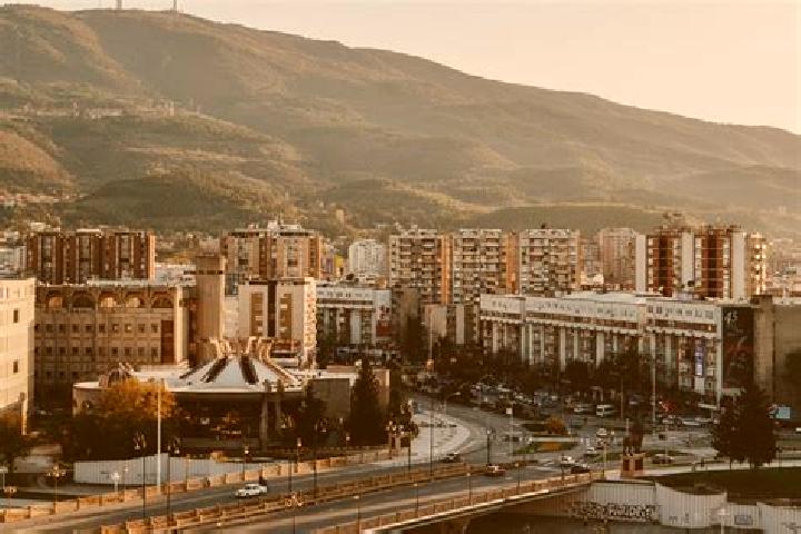Emma, 27 — Escort in Ljubin, North Macedonia