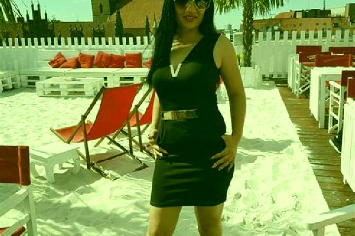 Emma, 27 — Escort in Oestrich, Germany