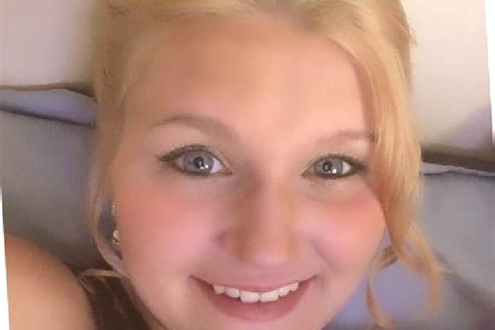 Emma, 27 — Escort in Winterville, United States