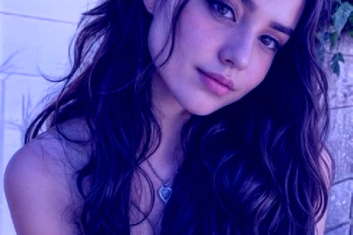 Emma, 28, a auburn brown-eyed middle eastern companion based in Tigmandru. Offering Travel Companion, Overnight, Deep French Kissing. Available for incall an...
