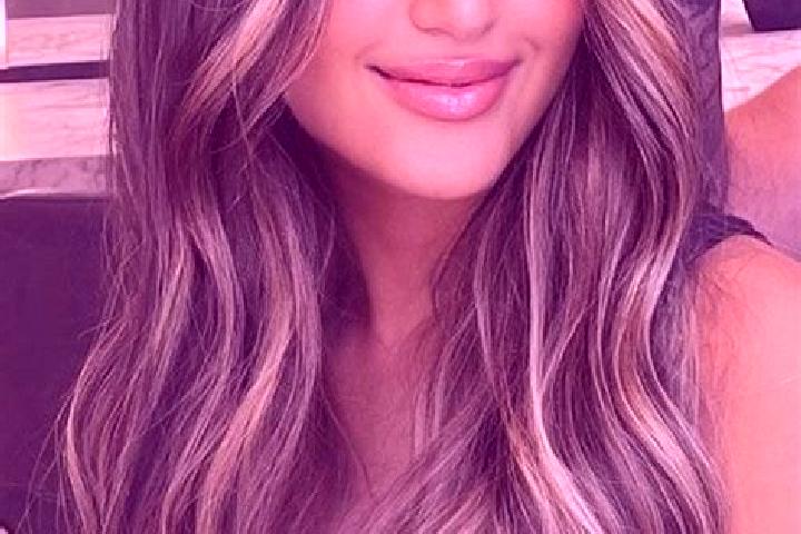 Emma, 28, a dark blonde brown-eyed asian companion based in Villotta. Offering Deep French Kissing, GFE, Massage. Available for incall and outcall, day and e...