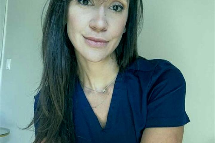 Emma, 28, a red dark-eyed indian companion based in Santa Clara. Offering Erotic Massage, A-Level, Duos. Available for incall and outcall, day and evening da...