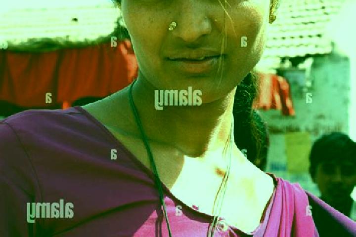 Emma, 28, a red green-eyed indian companion based in Castroserna de Abajo. Offering GFE, CIM, BDSM, Party Girl. Available for incall and outcall, overnight b...