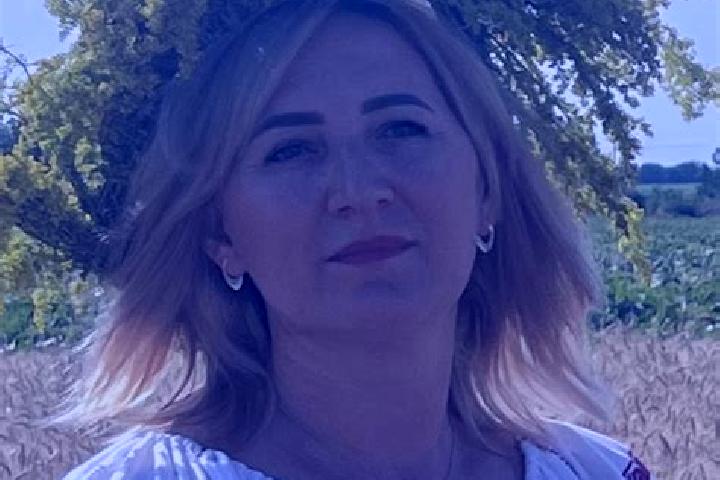 Emma, 28 — Escort in Costuleni, Romania