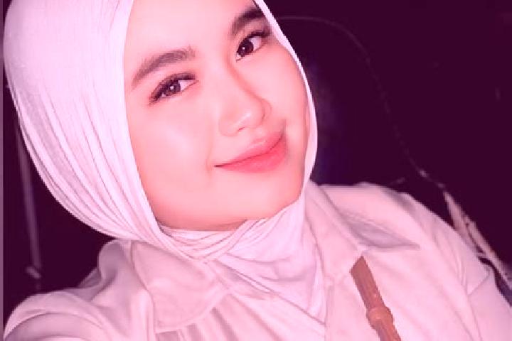 Emma, 28 — Escort in Curup, Indonesia