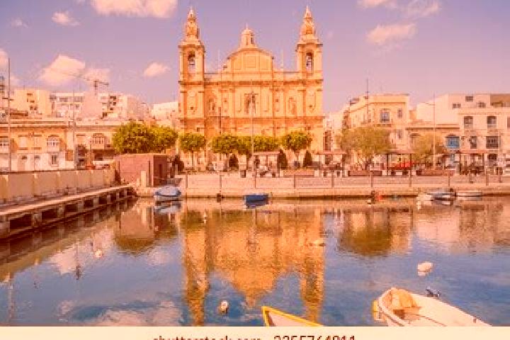 Emma, 28 — Escort in Imsida, Malta