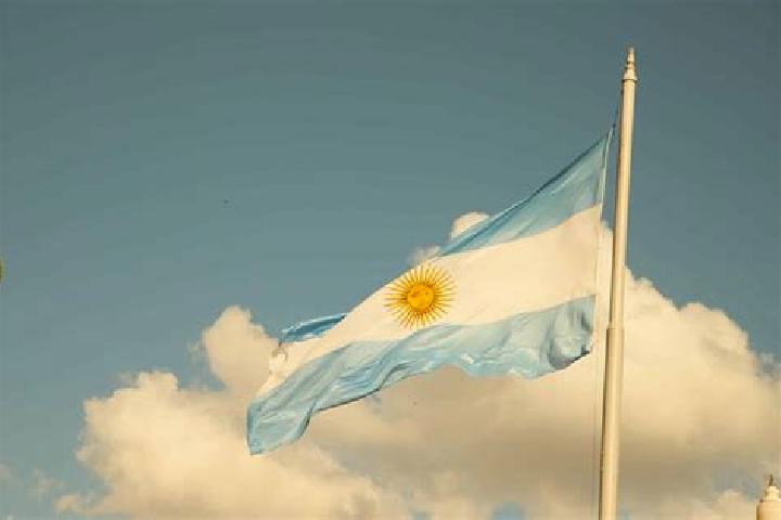 Emma, 28 — Escort in La Criolla, Argentina