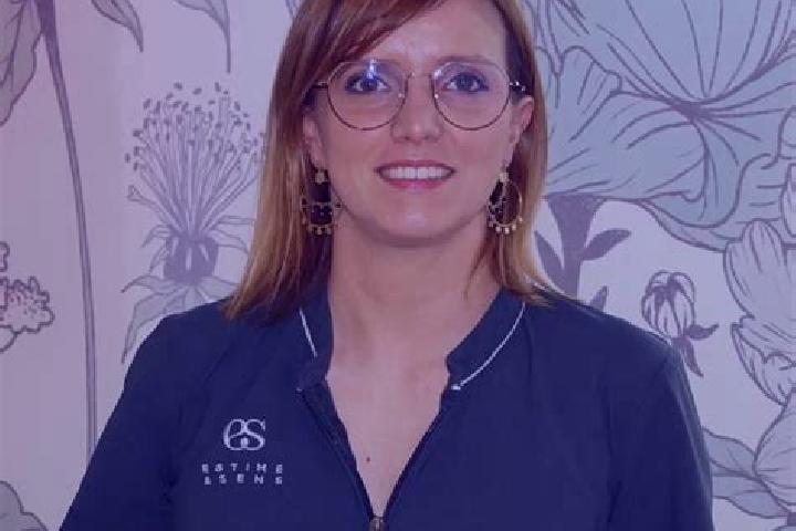 Emma, 28 — Escort in La Genetouze, France