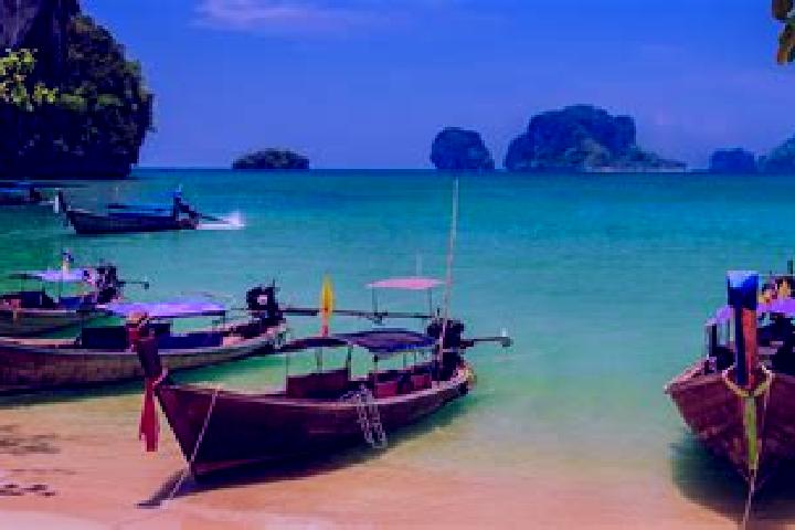Emma, 28 — Escort in Na Pho, Thailand