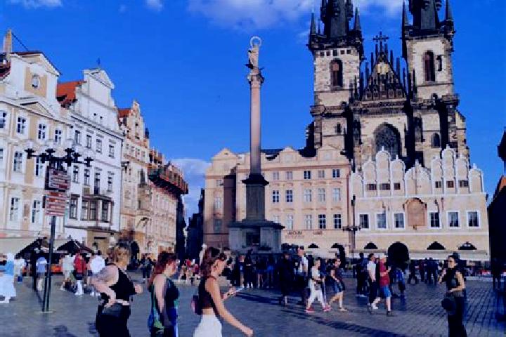 Emma, 28 — Escort in Prague, United States