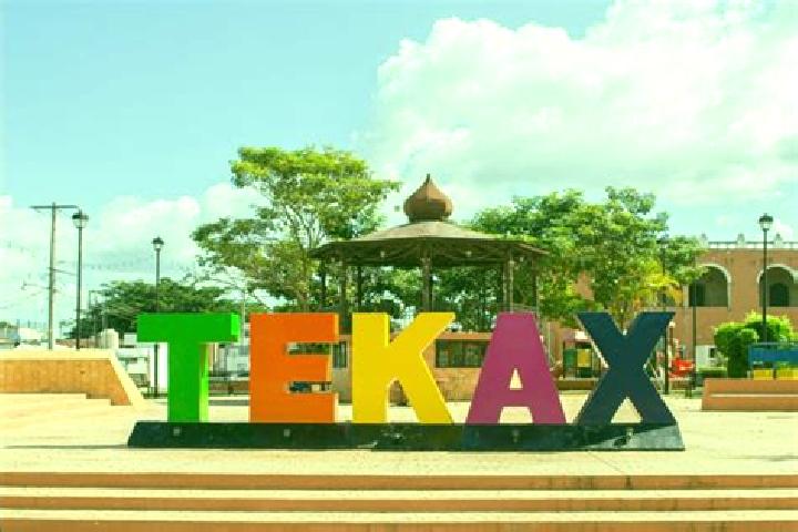 Emma, 28 — Escort in Tecax, Mexico