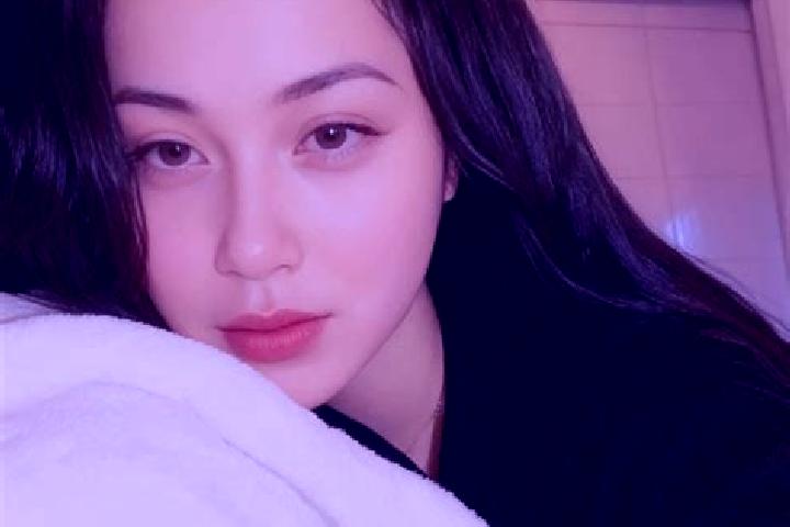Emma, 28 — Escort in Yuni, Japan