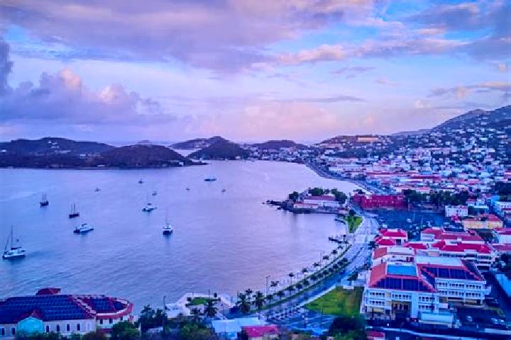 Emma, 29 — Escort in Charlotte Amalie, U.S. Virgin Islands