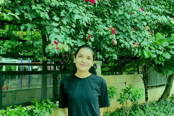 Emma, 29 — Escort in Delhi Cantonment, India
