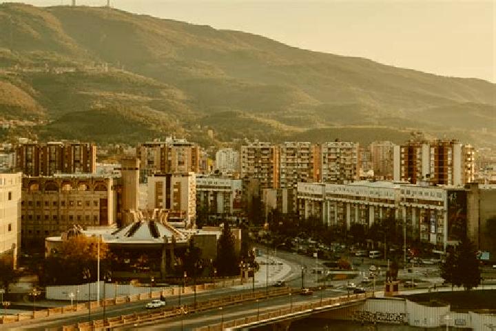 Emma, 29 — Escort in Dolneni, North Macedonia