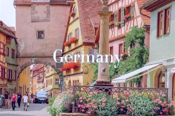 Emma, 29 — Escort in Handorf, Germany