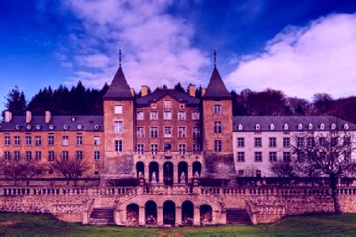 Emma, 29 — Escort in Hesperange, Luxembourg