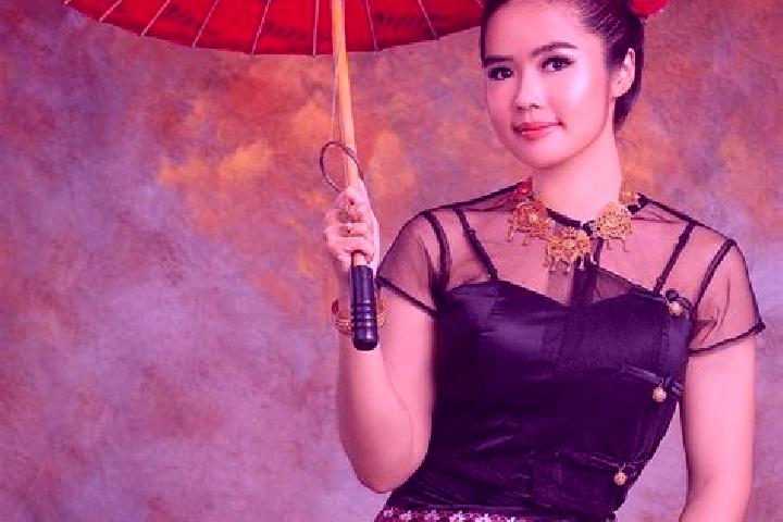 Emma, 29 — Escort in Kyan Khin Su, Myanmar