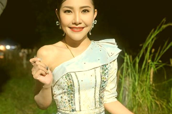 Emma, 29 — Escort in Mancha Khiri, Thailand