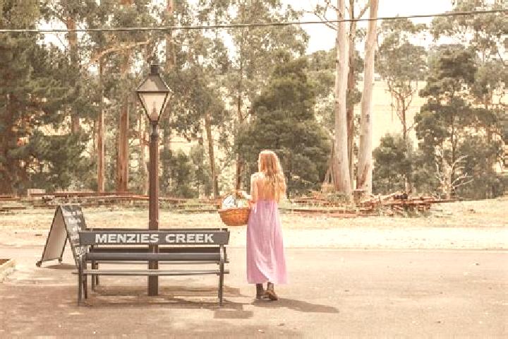Emma, 29 — Escort in Menzies Creek, Australia