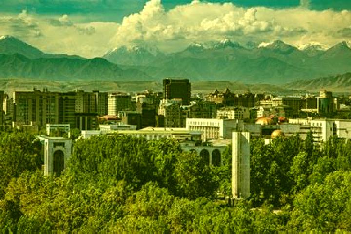Emma, 29 — Escort in Nookat, Kyrgyzstan