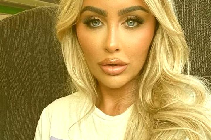 Emma, 29 — Escort in Park Forest Village, United States