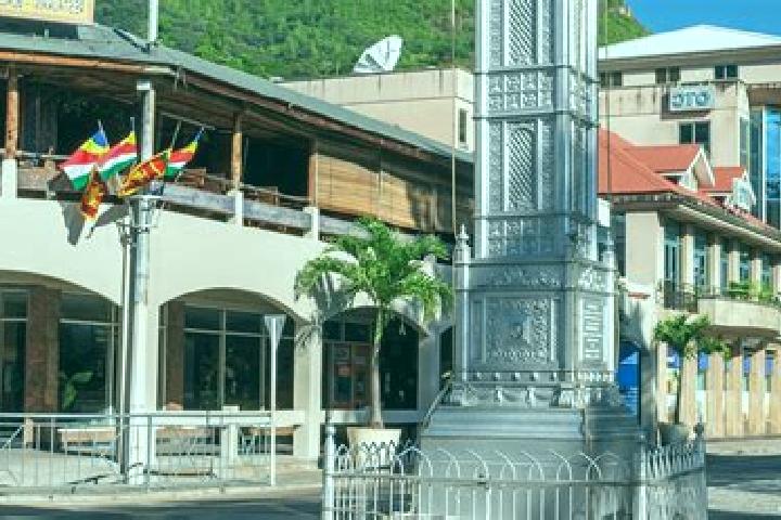 Emma, 29 — Escort in Pointe La Rue, Seychelles