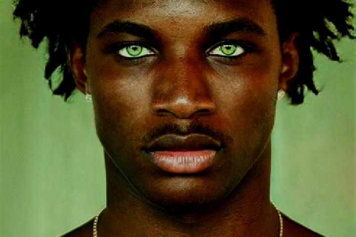 Emma, 30, a black green-eyed mixed companion based in Alto Rio Senguer. Offering Deep French Kissing, 69, Domination. Available for incall and outcall, day a...
